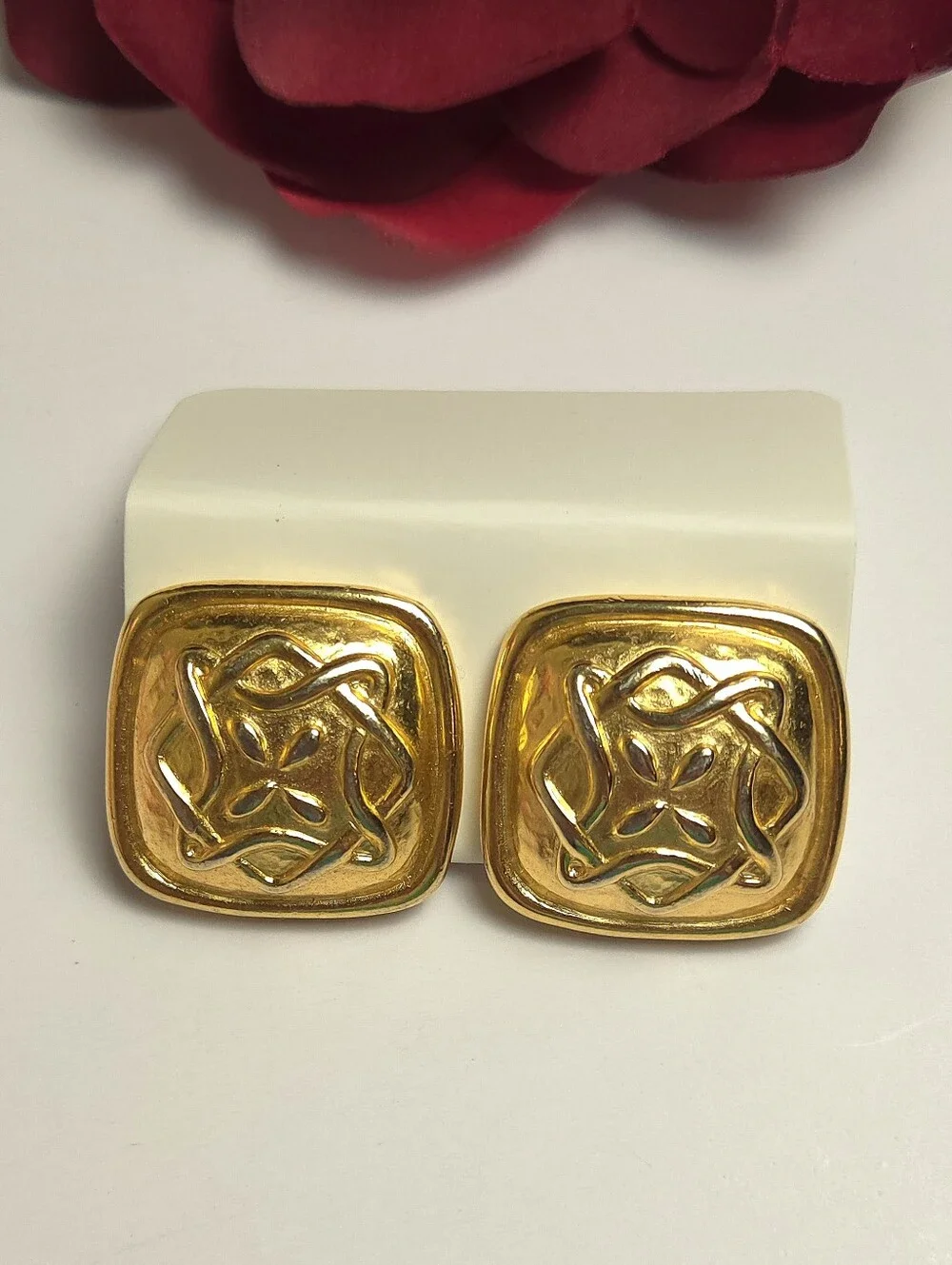Vintage brushed gold